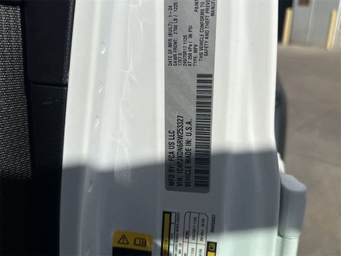 Used 2024 Jeep Wrangler Sport S image 24