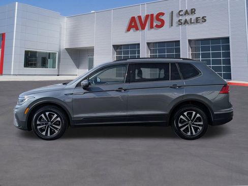 Used 2024 Volkswagen Tiguan S image 11