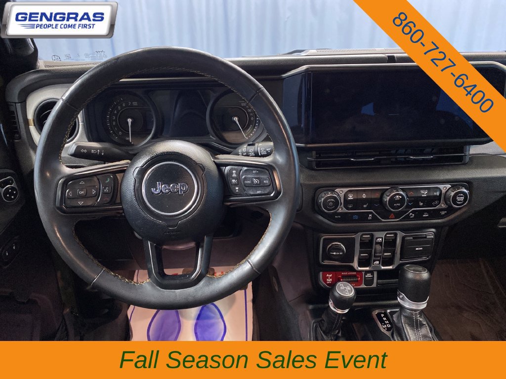 Used 2024 Jeep Wrangler Unlimited AWD/4WD image 30