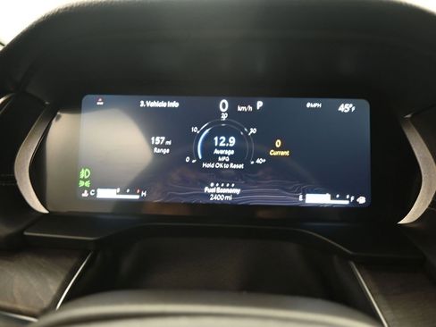 Used 2025 Jeep Grand Cherokee Limited w/ Black Appearance Package image 23