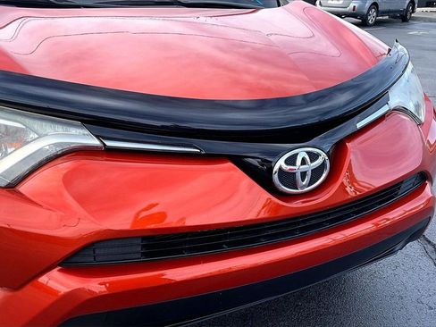 Used 2016 Toyota RAV4 LE image 27