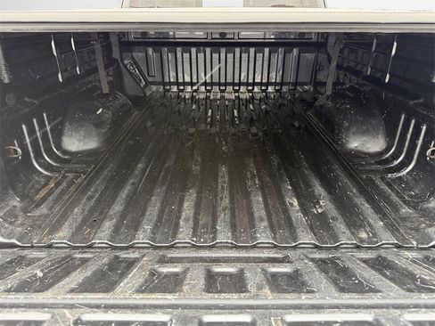 Used 2016 Chevrolet Colorado LT w/ LT Convenience Package image 25