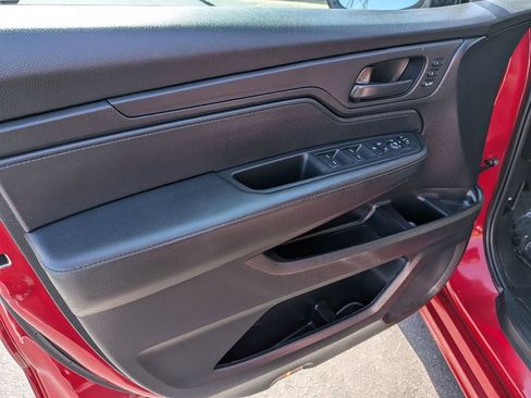 Used 2025 Honda Odyssey Sport-L image 13