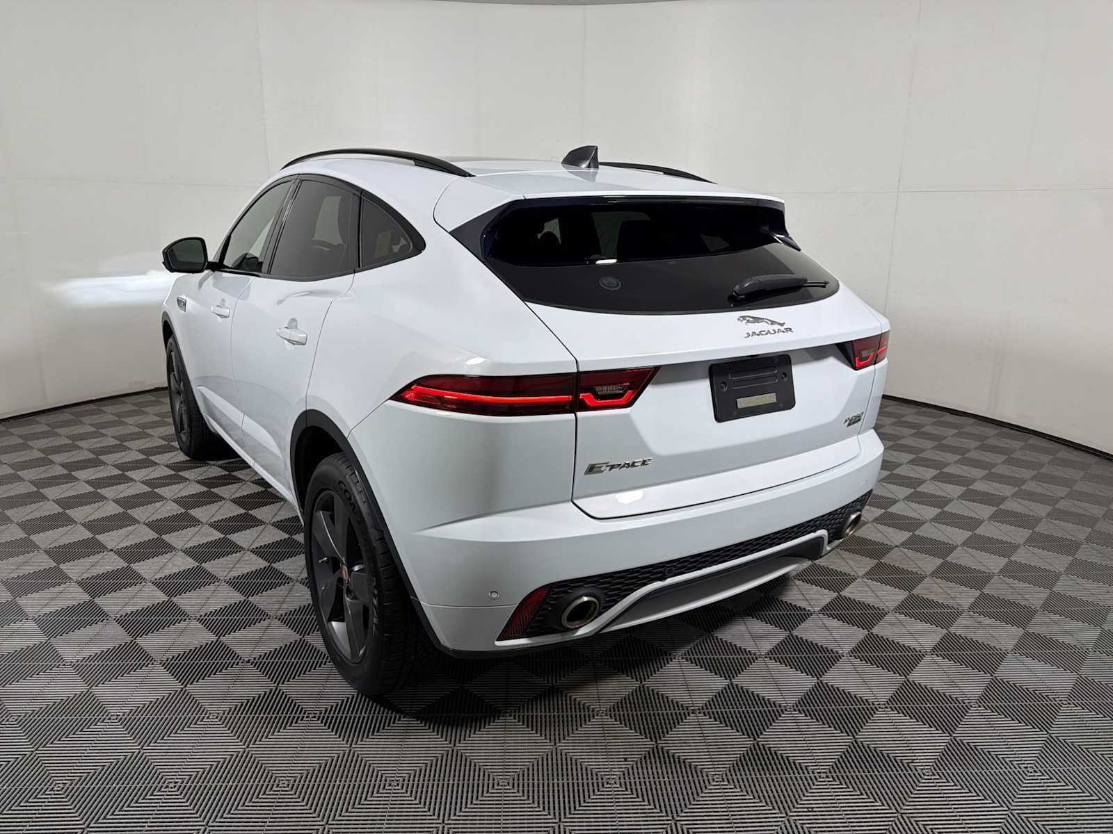 Used 2020 Jaguar E-PACE Checkered Flag AWD/4WD image 5