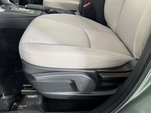 Used 2017 Subaru Forester 2.5i w/ Alloy Wheel Package AWD/4WD image 15