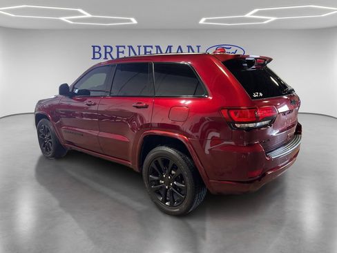 Used 2020 Jeep Grand Cherokee Altitude AWD/4WD image 10