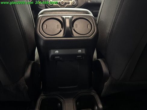 Used 2019 Jeep Wrangler Unlimited Sport S AWD/4WD image 30