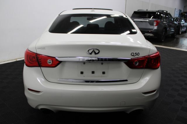 Used 2016 INFINITI Q50 3.0t Premium w/ Cargo Package RWD image 8