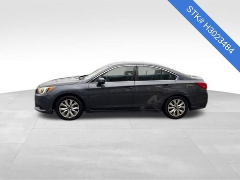 Used 2017 Subaru Legacy 2.5i Premium image 4