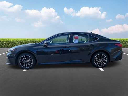 New 2026 Toyota Camry XLE image 7