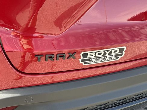 New 2026 Chevrolet Trax RS w/ Sunroof Package image 30