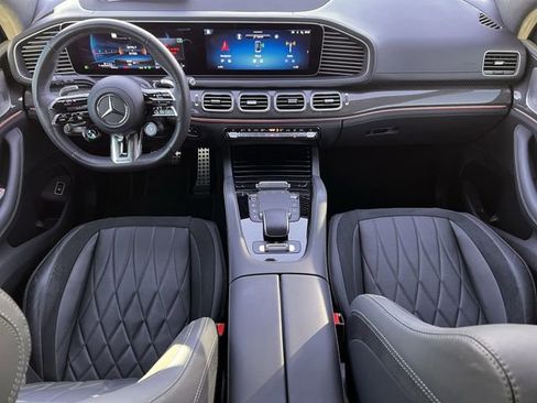 Used 2024 Mercedes-Benz GLS 63 AMG 4MATIC image 9