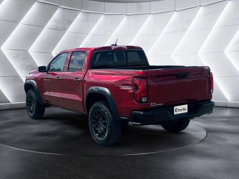 Certified 2025 Chevrolet Colorado Trail Boss AWD/4WD image 3