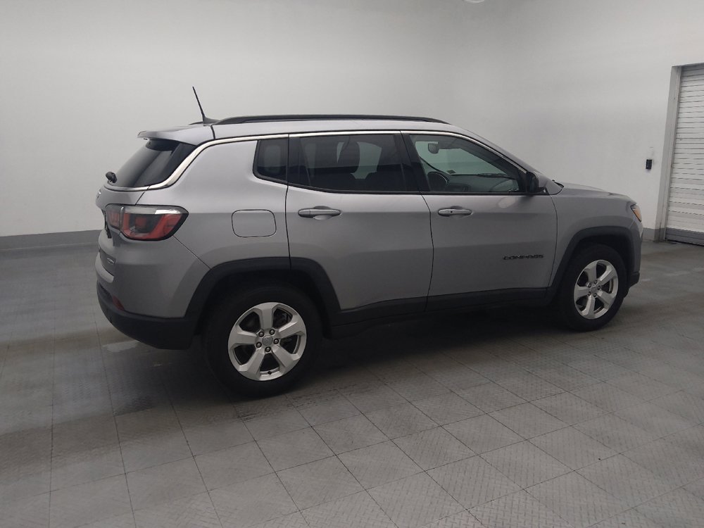 Used 2018 Jeep Compass Latitude w/ Popular Equipment Group FWD image 10