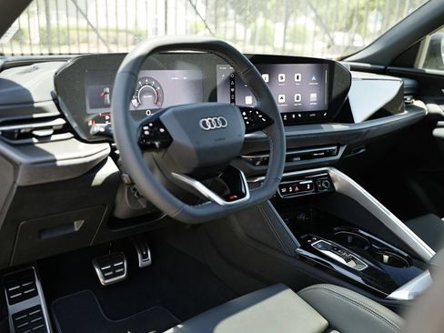 New 2026 Audi SQ5 Premium Plus AWD/4WD image 21