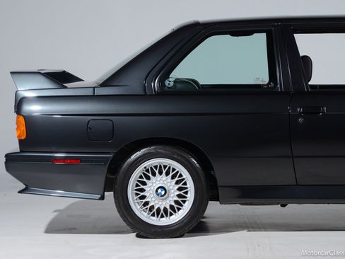 Used 1990 BMW M3 Coupe image 13