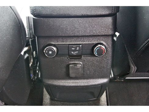 Used 2018 Ford Explorer XLT w/ Equipment Group 202A FWD image 16