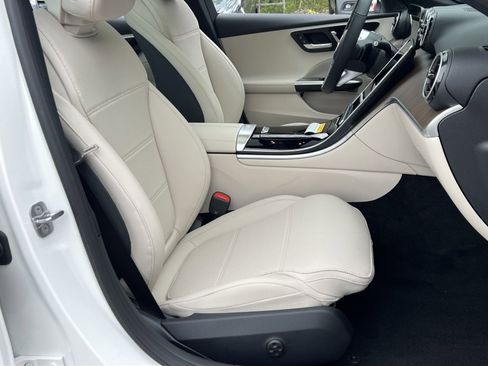 New 2026 Mercedes-Benz C 300 4MATIC Sedan image 33