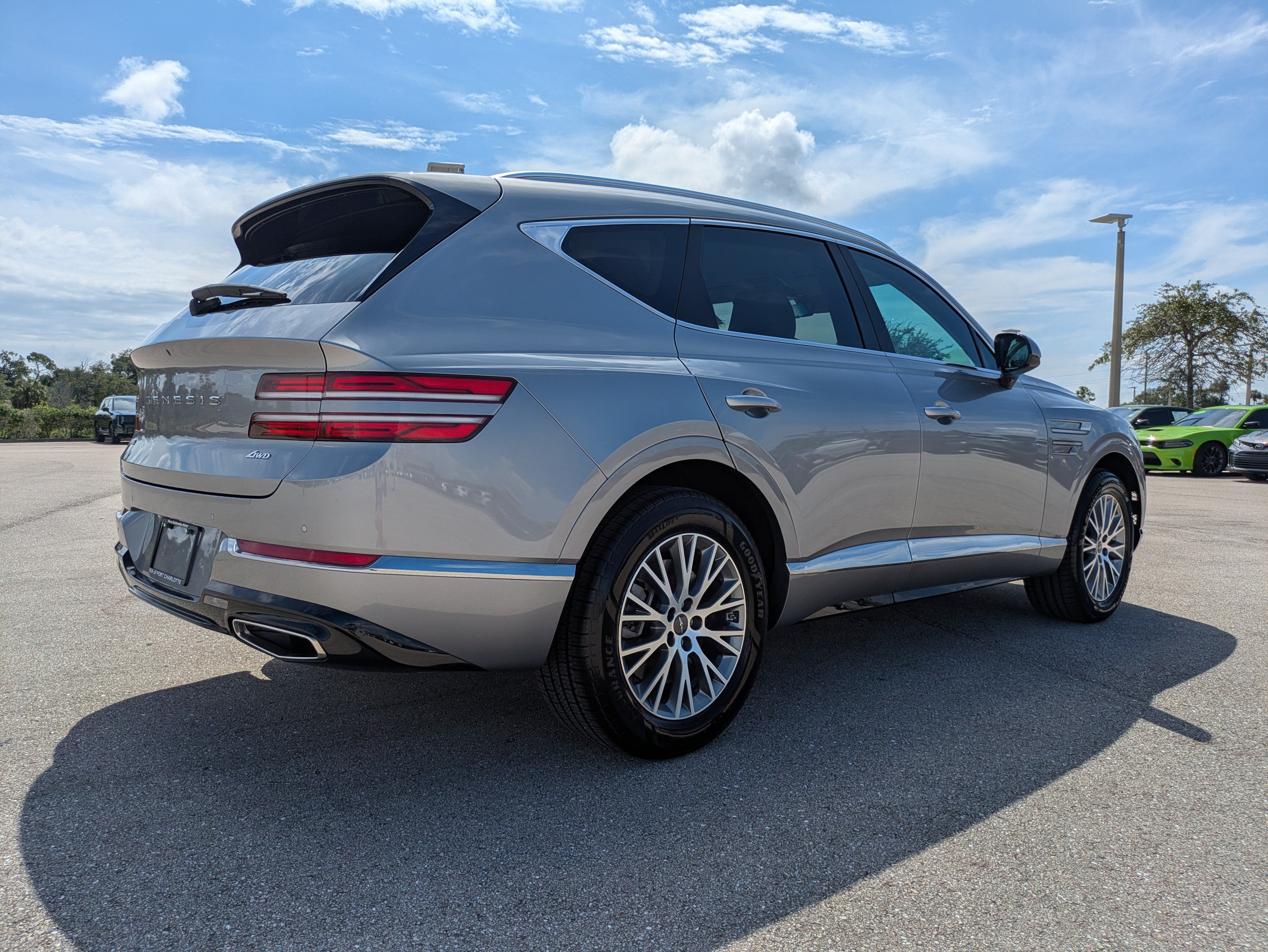 Used 2024 Genesis GV80 2.5T AWD/4WD image 4