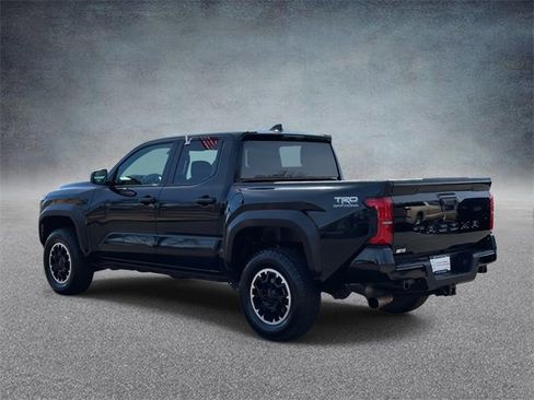 Used 2024 Toyota Tacoma TRD Off-Road image 4