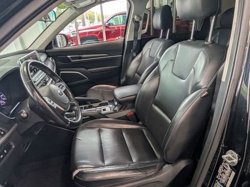 Used 2021 Kia Telluride S image 5