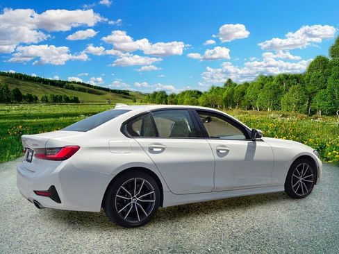 Used 2019 BMW 330i Sedan RWD image 6
