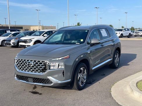 Used 2022 Hyundai Santa Fe SEL w/ Convenience Package FWD image 3