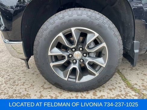 Used 2024 Chevrolet Silverado 1500 LT AWD/4WD image 5