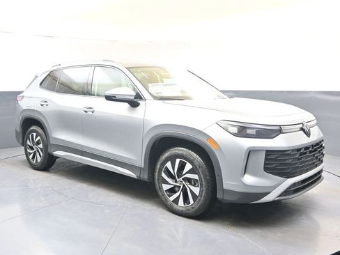 New 2026 Volkswagen Tiguan S image 7