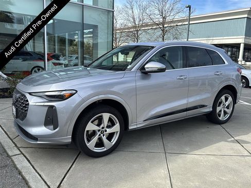 Used 2025 Audi Q5 Premium Plus w/ Premium Plus image 1