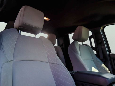 Used 2025 Toyota Tacoma SR5 RWD image 16