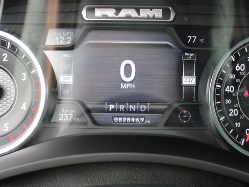 Used 2023 RAM 3500 Laramie AWD/4WD image 23