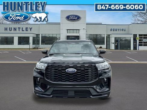 Used 2025 Ford Explorer ST-Line w/ Premium Package AWD/4WD image 3