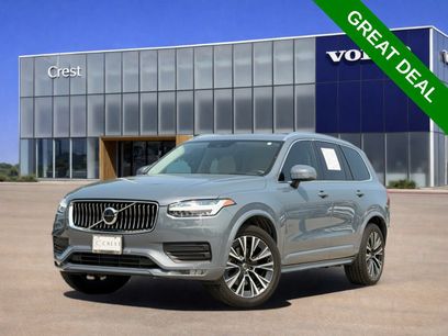 Used 2022 Volvo XC90 T6 Momentum w/ Advanced Package