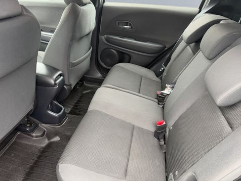 Used 2019 Honda HR-V Sport image 18