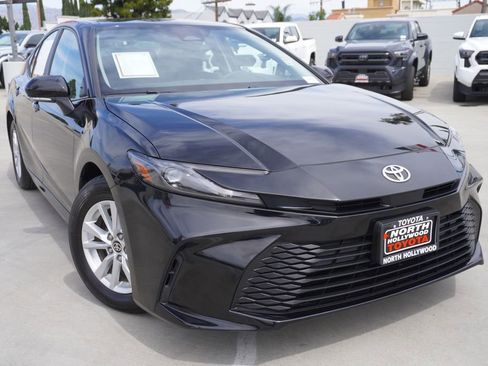 Certified 2025 Toyota Camry LE image 2