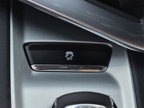 Certified 2024 Chevrolet Corvette Stingray Coupe w/ Battery Protection Package image 28