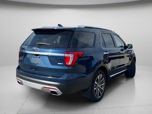 Used 2017 Ford Explorer Platinum AWD/4WD image 5