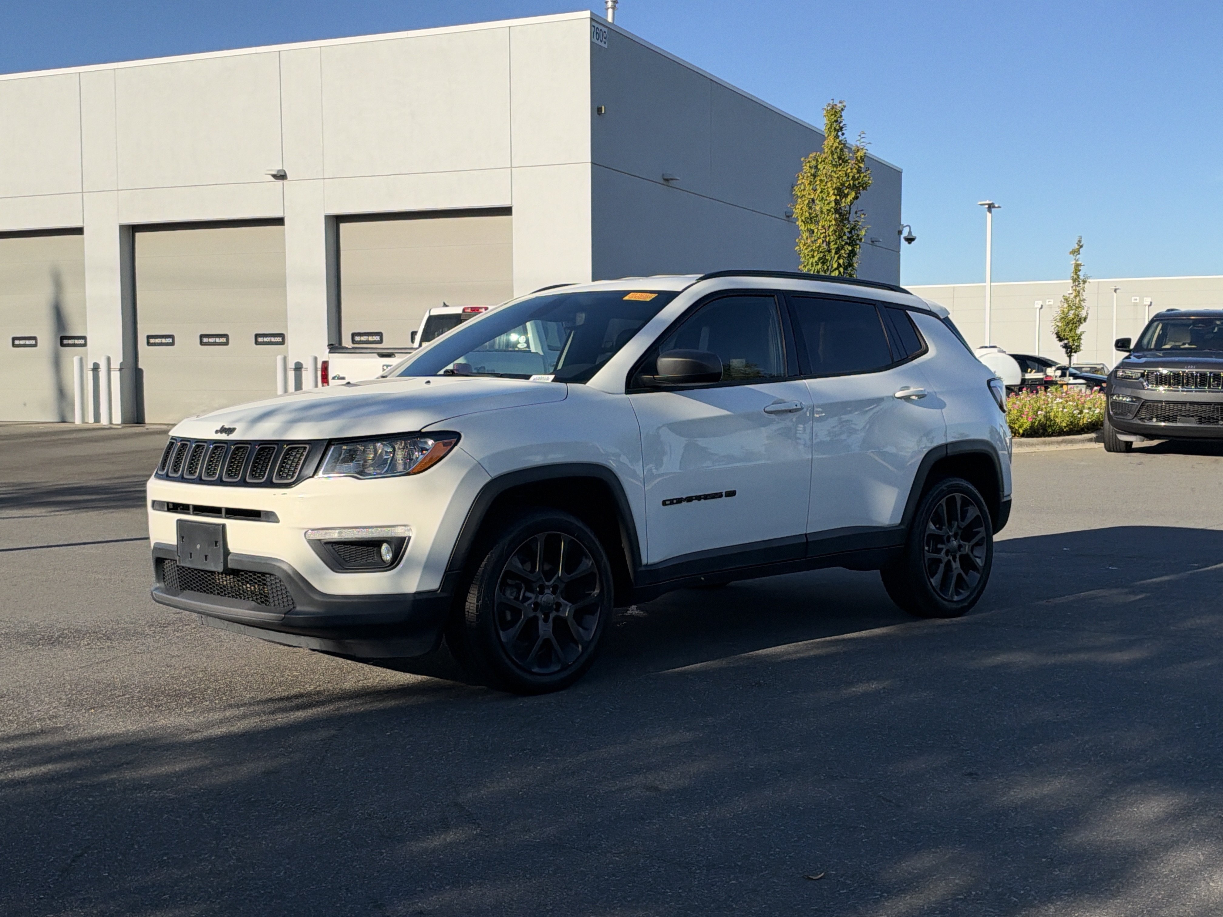 Used 2021 Jeep Compass Latitude AWD/4WD image 5