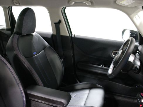 Used 2025 MINI Cooper S FWD image 28