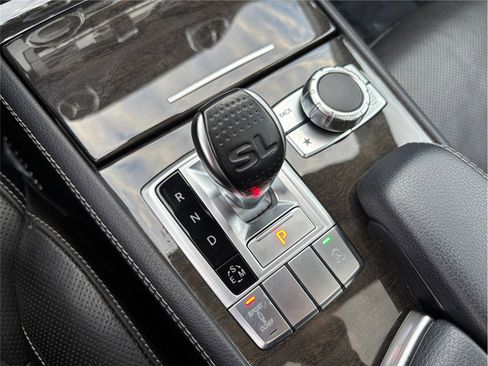 Used 2015 Mercedes-Benz SL 550 image 36