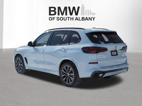 New 2026 BMW X5 xDrive40i w/ M Sport Package image 4
