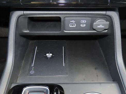 Certified 2023 Honda Pilot Touring image 26