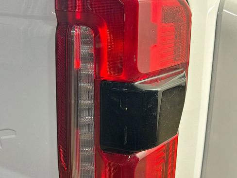 Used 2023 Ford F450 Lariat w/ Lariat Ultimate Package image 30