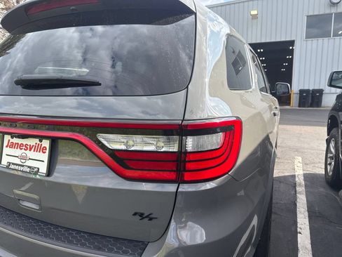 Used 2021 Dodge Durango R/T w/ Tow 'N Go Package AWD/4WD image 2