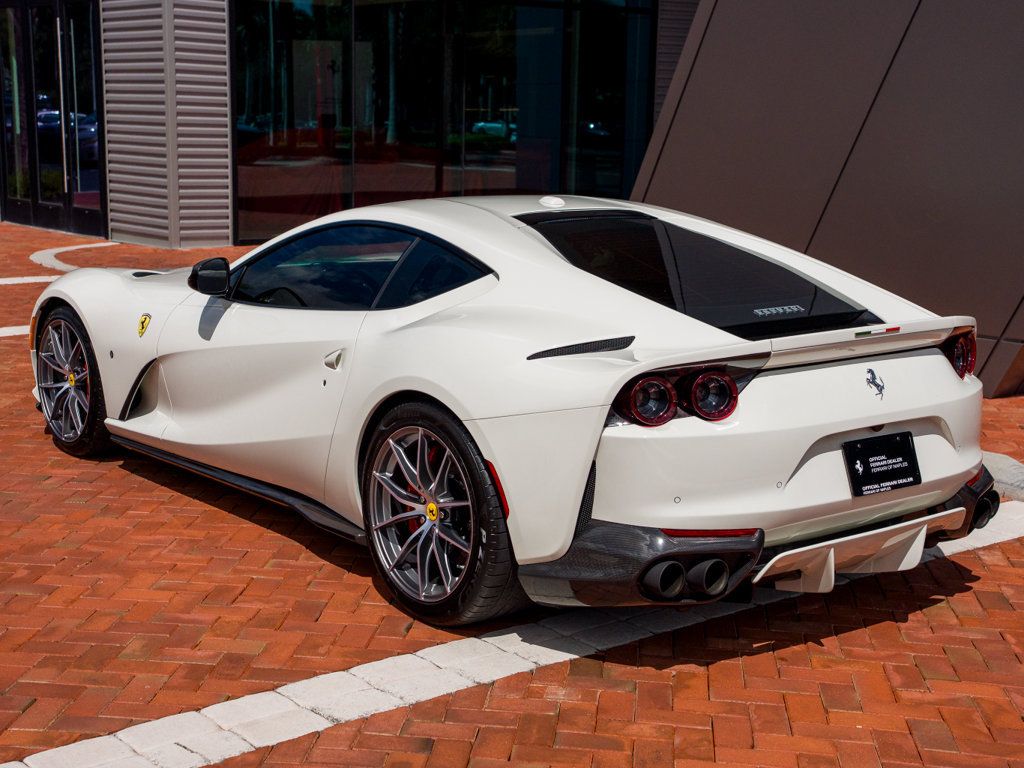 Used 2019 Ferrari 812 Superfast RWD image 32