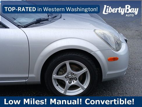 Used 2000 Toyota MR2 image 5