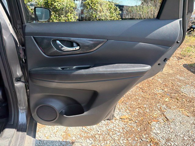Used 2014 Nissan Rogue SL w/ SL Premium Package FWD image 8