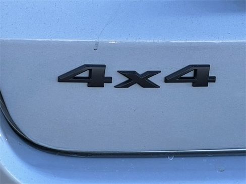 New 2026 Jeep Compass Latitude image 2