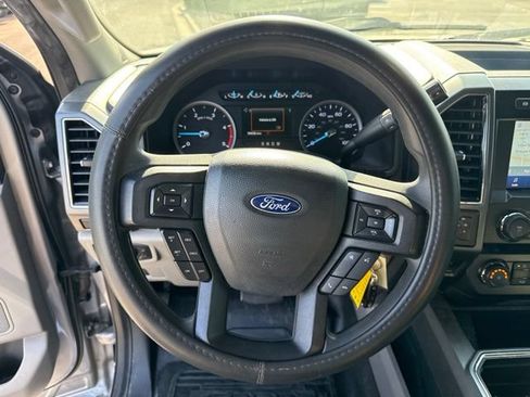 Used 2022 Ford F350 XLT w/ XLT Premium Package AWD/4WD image 16